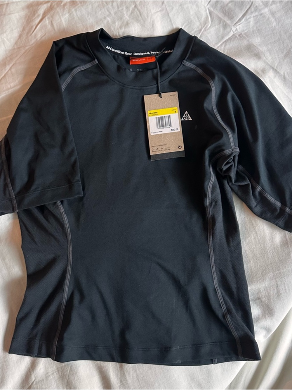 Nike ACG Black Women's Short Sleeve Performance Tee